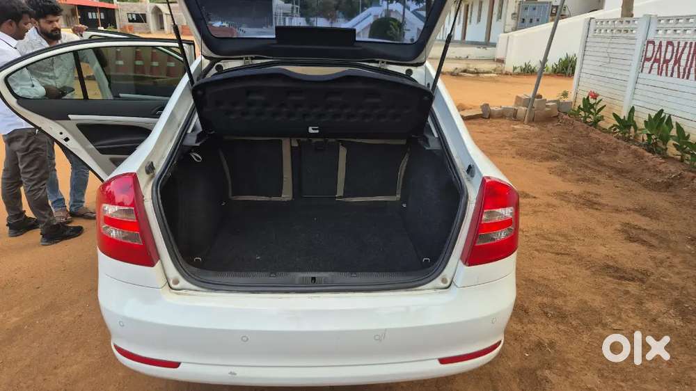 Skoda Laura Elegance 2008 Diesel Car