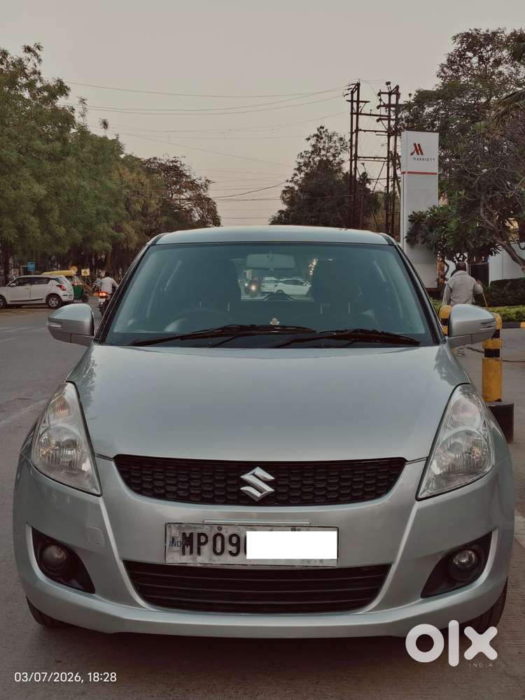 Maruti Suzuki Swift 2011-2014 Vxi, 2013, Petrol