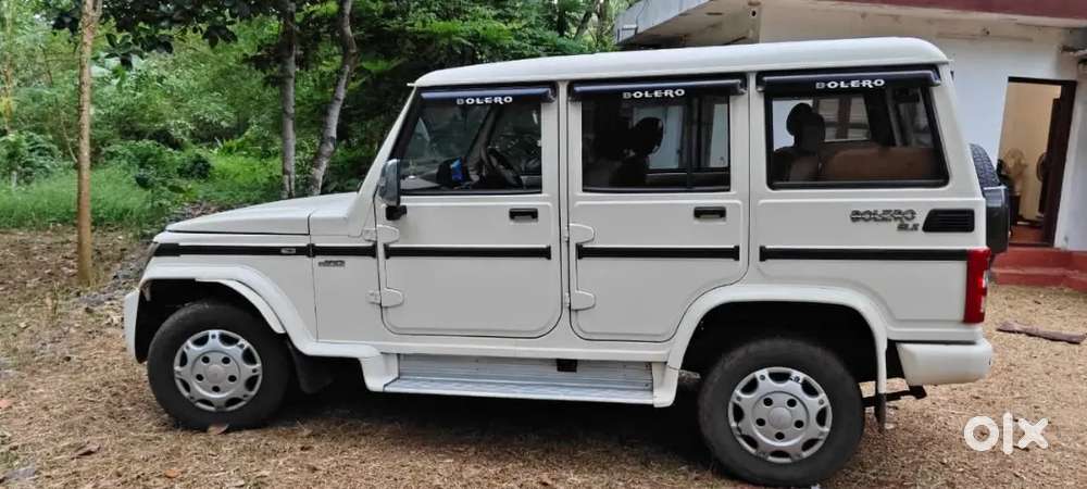 Mahindra Bolero Slx 2013