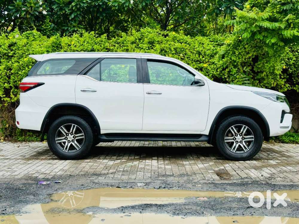 Toyota Fortuner 4x2 At 2.8 Diesel, 2021, Diesel