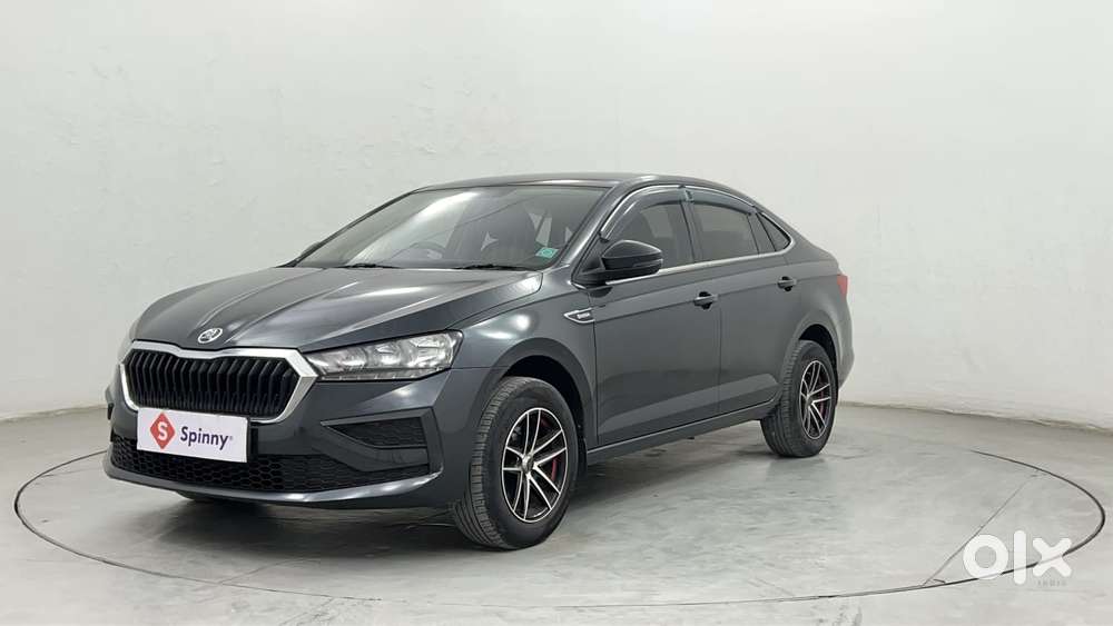 Skoda Slavia Active 1.0l Tsi Mt, 2022, Petrol