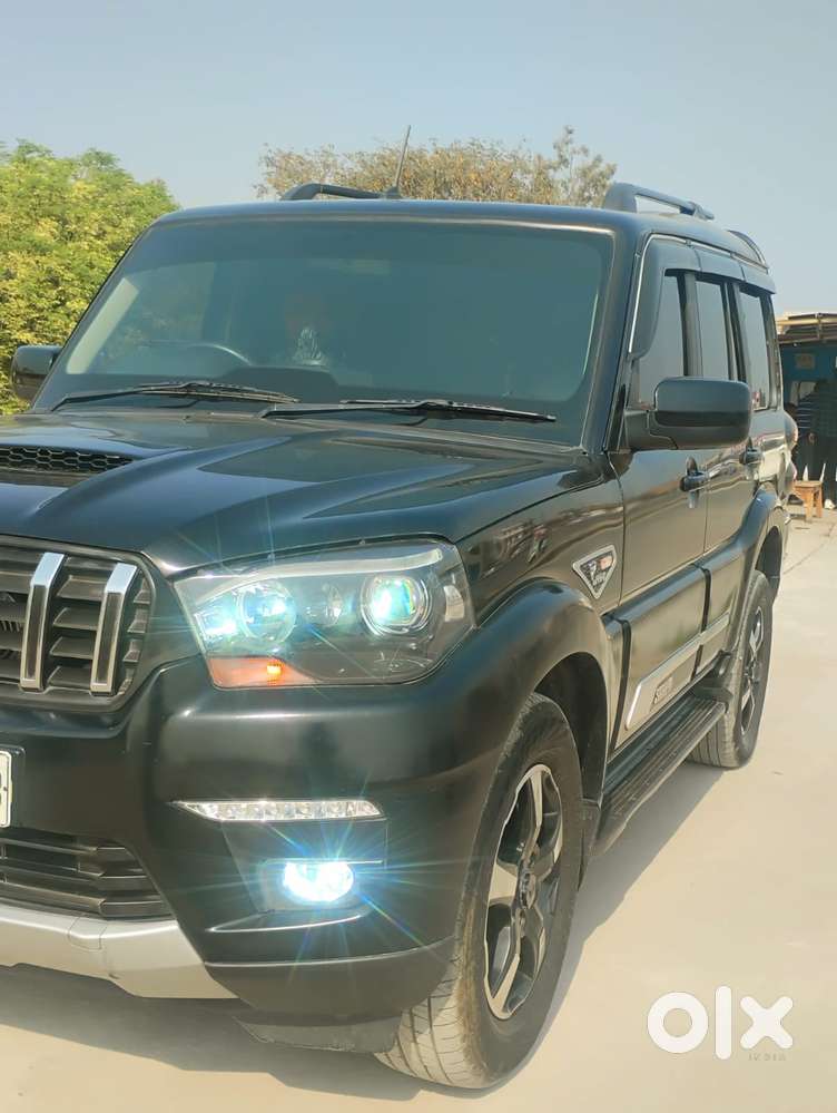 Mahindra Scorpio Classic 2.2 S 11 Mt 7 Cc, 2023, Diesel