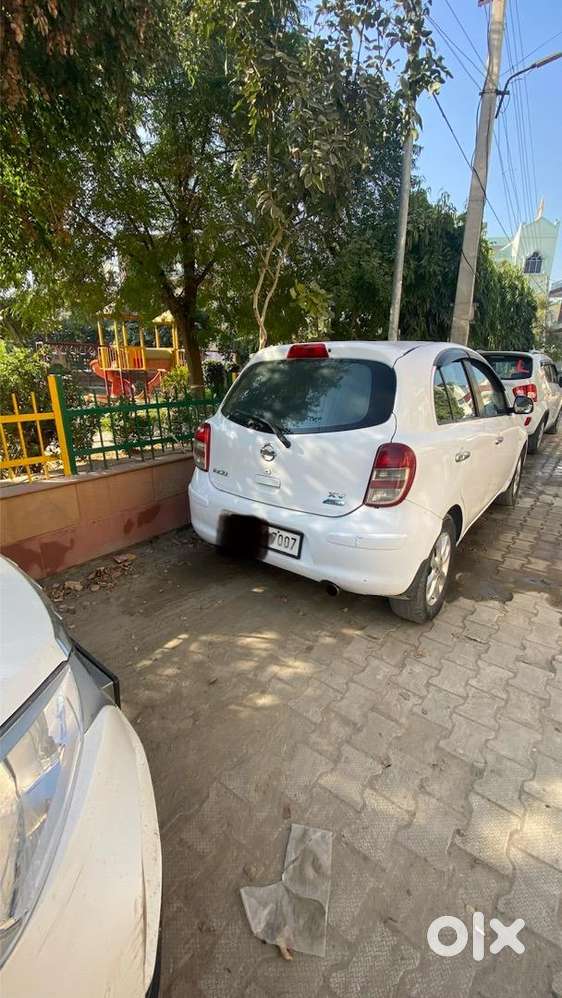 Nissan Diesel Manual 2013 Car