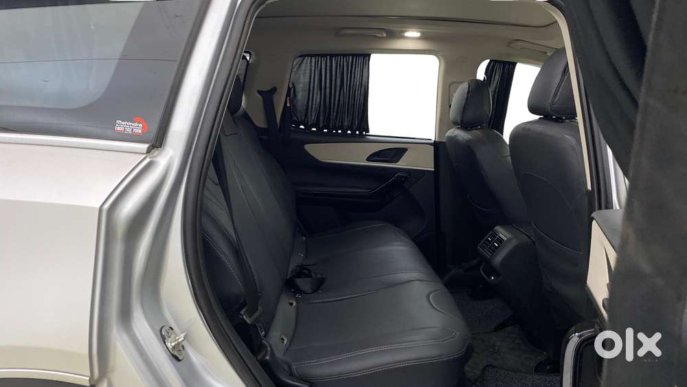 Mahindra Xuv700 2.0 Ax 5 Petrol At Str, 2022, Petrol