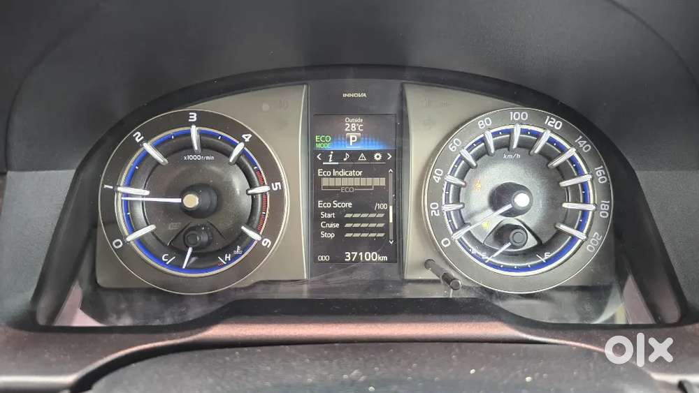 Toyota Innova Crysta 2022 Diesel 37200 Km Driven