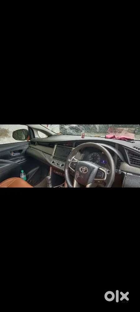 Toyota Innova Crysta 2024