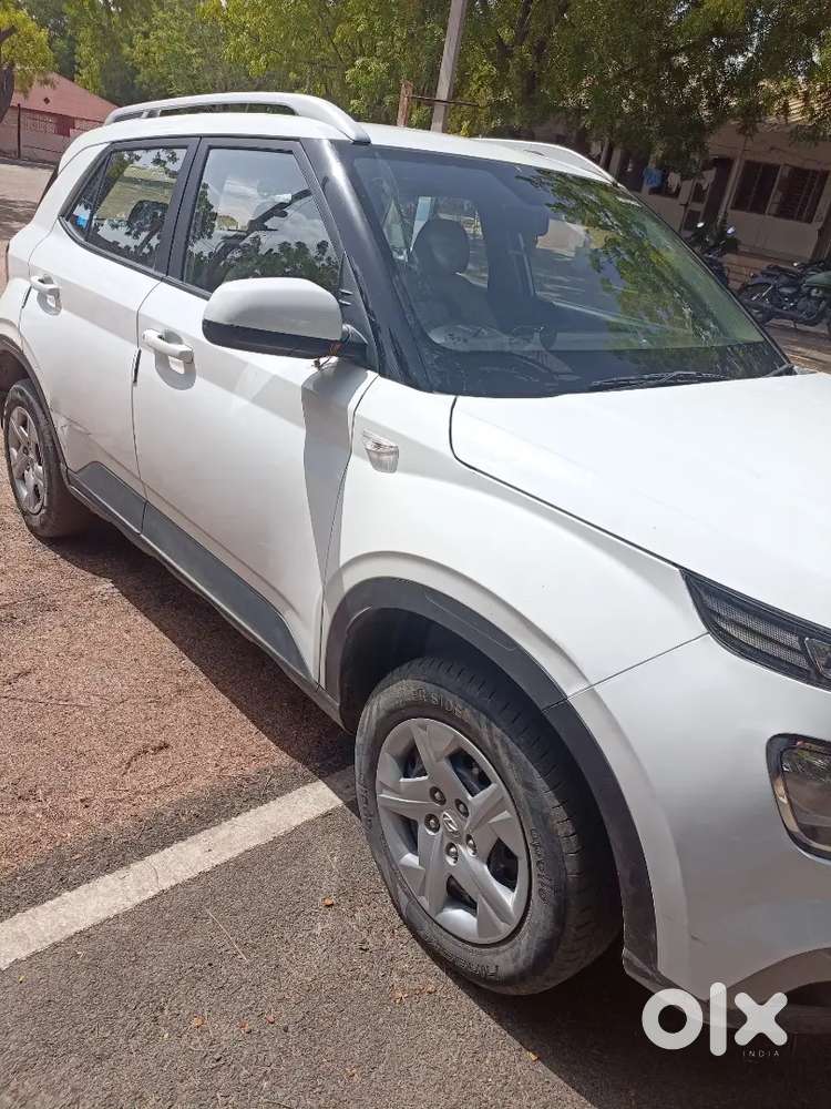 Hyundai Venue 2021 Petrol