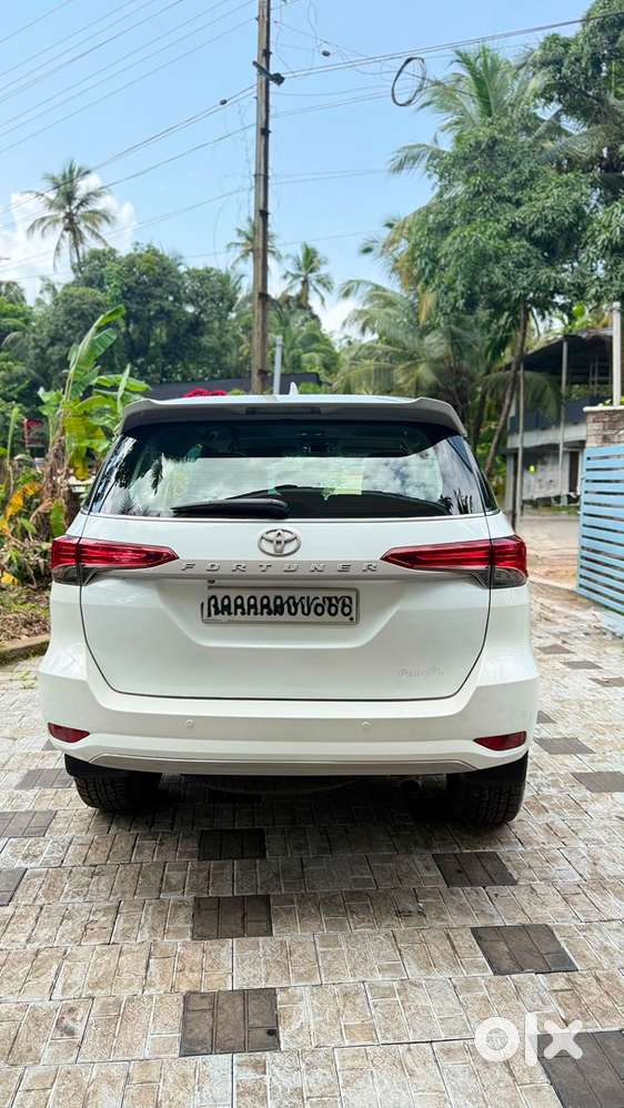 Toyota Fortuner 2019 Diesel 76000 Km Driven