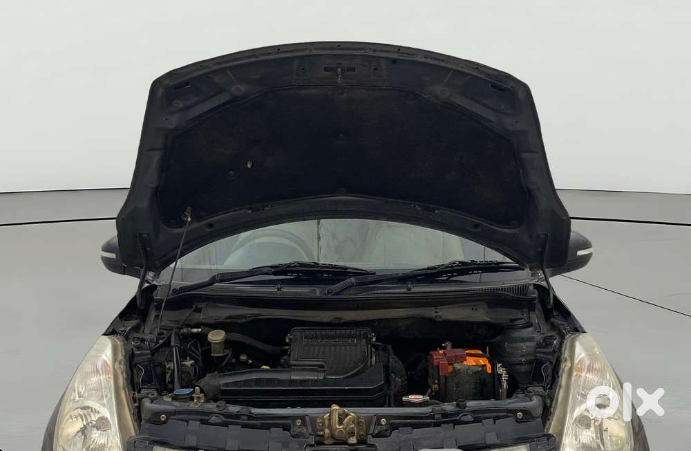 Maruti Suzuki Swift Zxi, 2013, Petrol