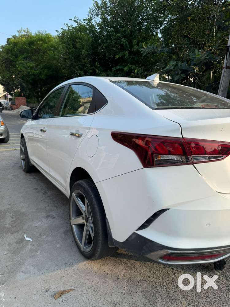 Hyundai Verna 1.6 Sx Vtvt, 2022, Petrol