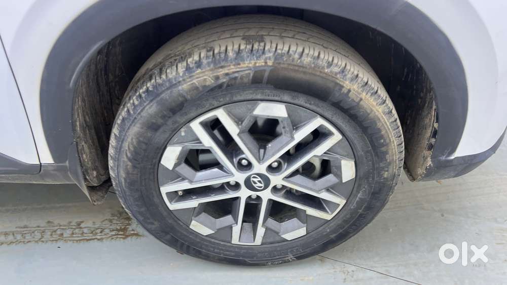 Hyundai Venue 1.0 Sx (o) Turbo Dct, 2024, Petrol