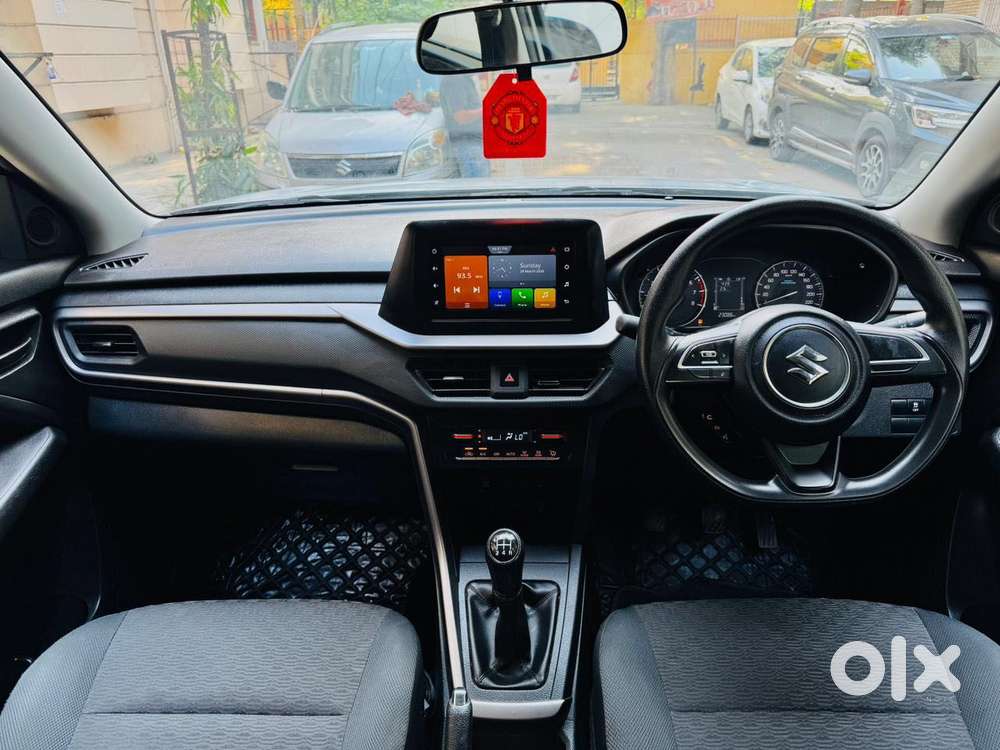 Maruti Suzuki Brezza 1.5 Vxi Smart Hybrid, 2023, Petrol