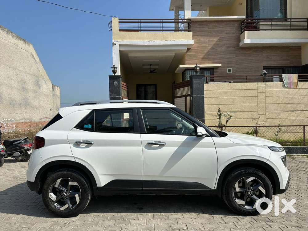 Hyundai Venue Diesel 2021