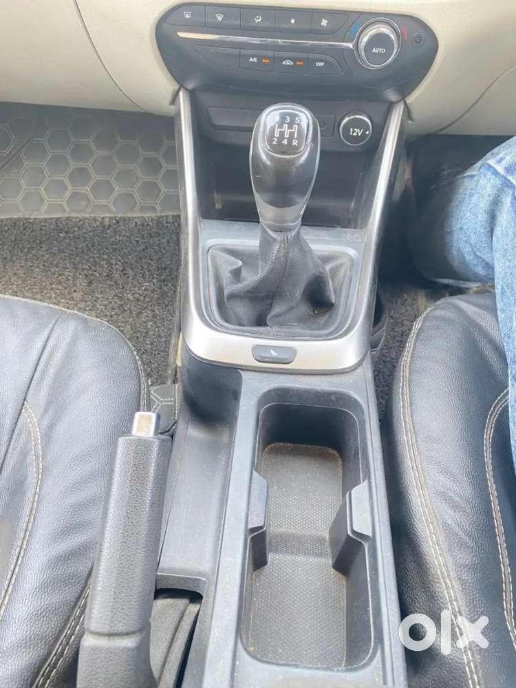 Tata Altroz 2021 Petrol Well Maintained