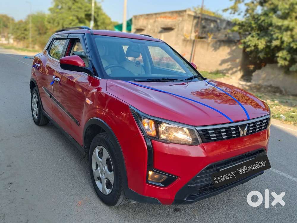 Mahindra Xuv300 W6, 2023, Petrol