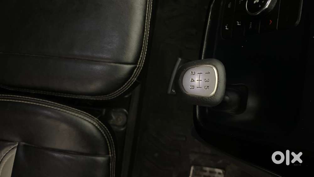 Mahindra Kuv 100 Mfalcon G80 K6 5str, 2017, Petrol
