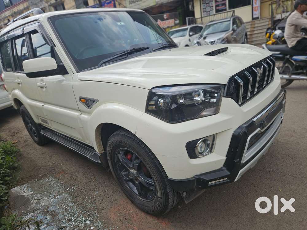 Mahindra Scorpio S10, 2016, Diesel
