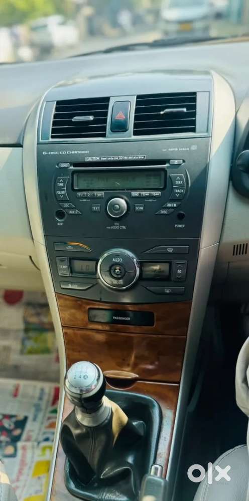 Toyota Corolla Altis 1.8 G, 2010, Petrol