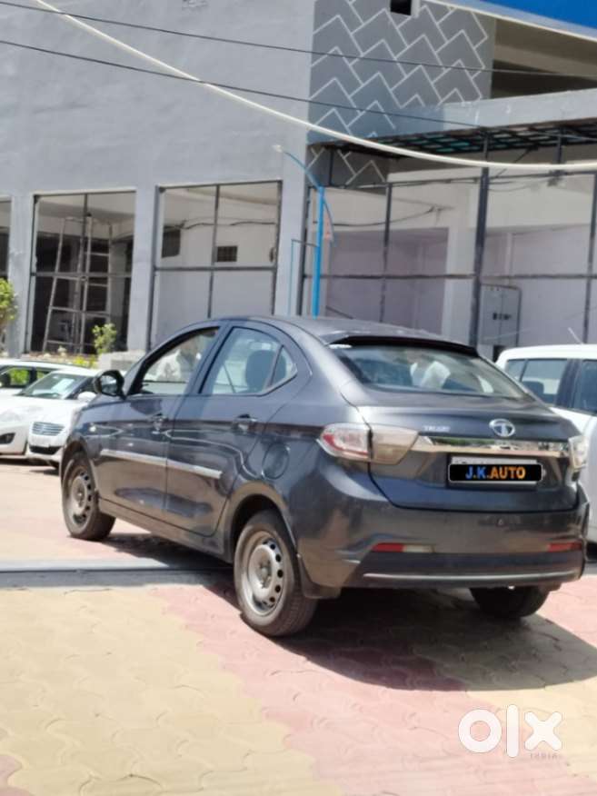 Tata Tigor Xe, 2021, Petrol