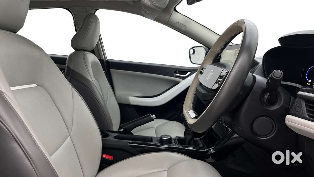 Tata Nexon Creative Plus 1.2 Revotron Petrol 6 Mt, 2023, Petrol