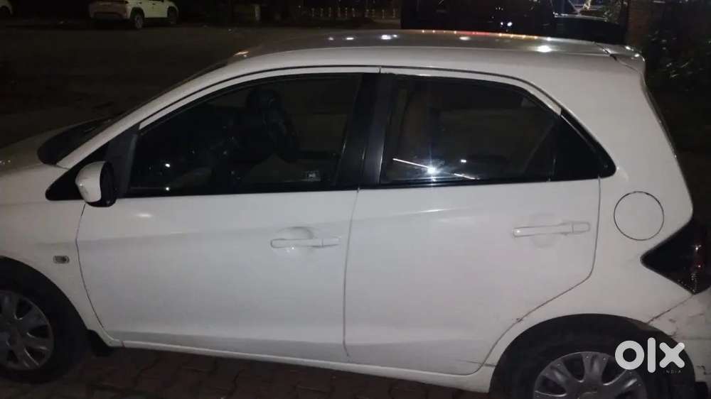 Honda Brio 1.2 S Mt | 2nd Owner | Well Maintained