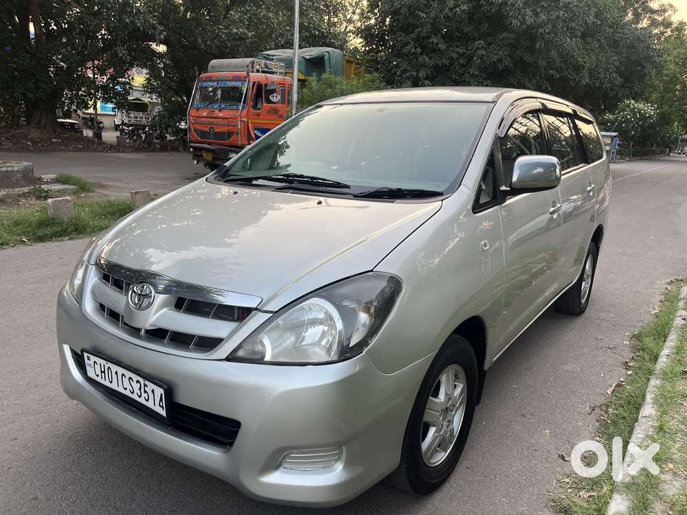 Toyota Innova 2.5 V Diesel 7-seater, 2008, Diesel