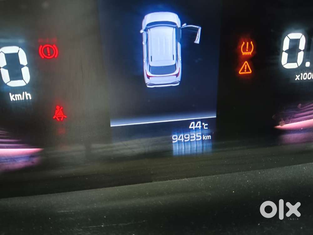 Kia Carens 1.4 Prestige 7 Str, 2022, Petrol