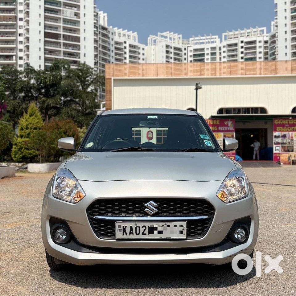 Maruti Suzuki Swift Vxi + Manual, 2022, Petrol