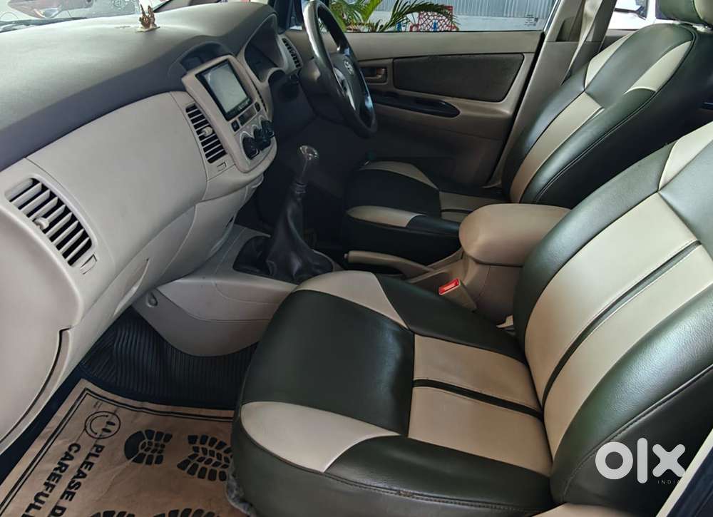 Toyota Innova 2.5 G (diesel) 7 Seater Bs Iv, 2013, Diesel