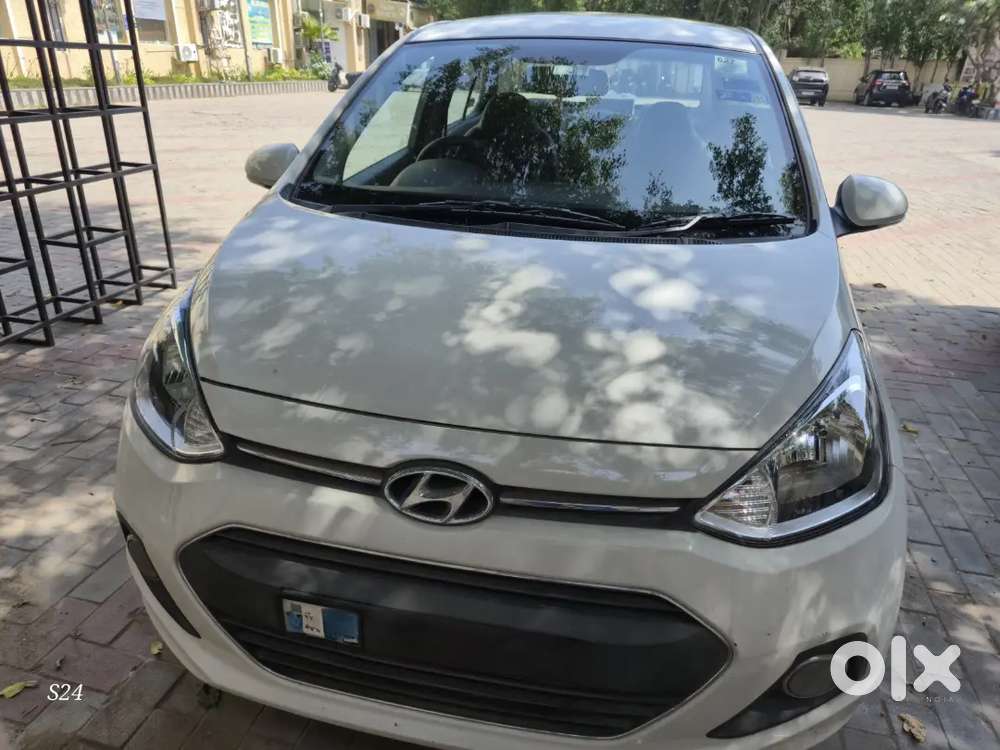 Hyundai Xcent, Petrol 2014