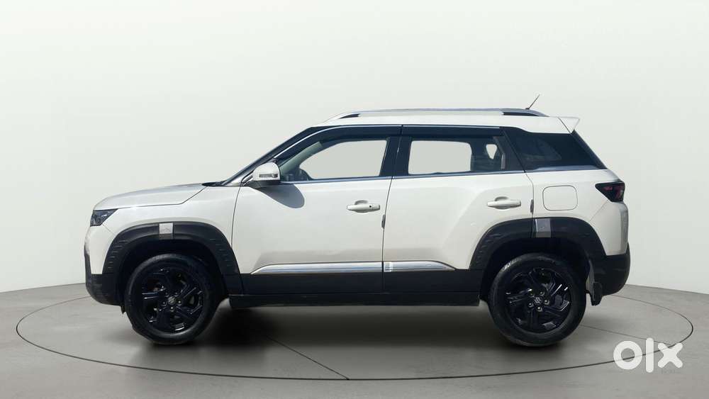 Maruti Suzuki Brezza 1.5 Zxi At Smart Hybrid, 2023, Petrol