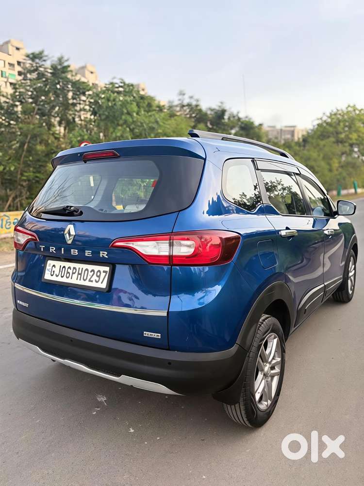 Renault Triber Rxz, 2022, Petrol