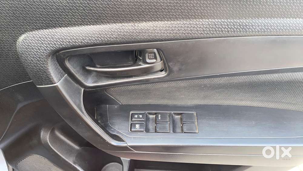 Maruti Suzuki Vitara Brezza Vdi Amt, 2019, Diesel