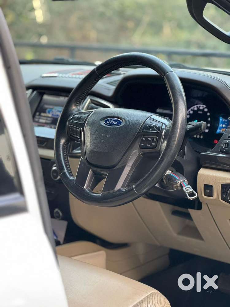 Ford Endeavour 3.2 Titanium At 4x4, 2016, Diesel
