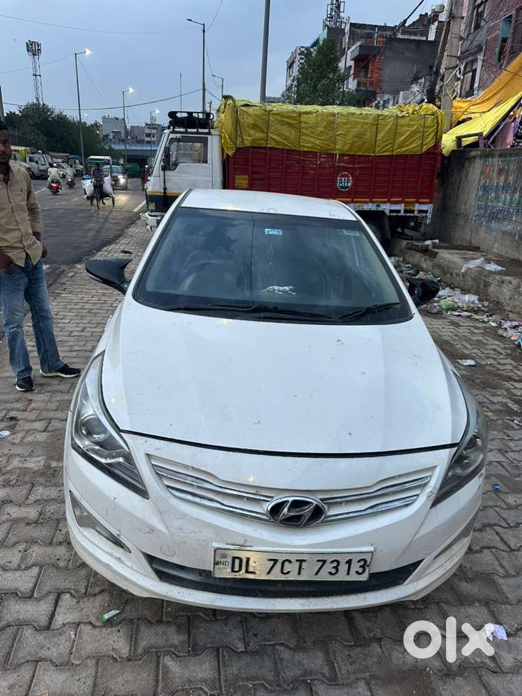 Hyundai Verna 2015 Km Driven