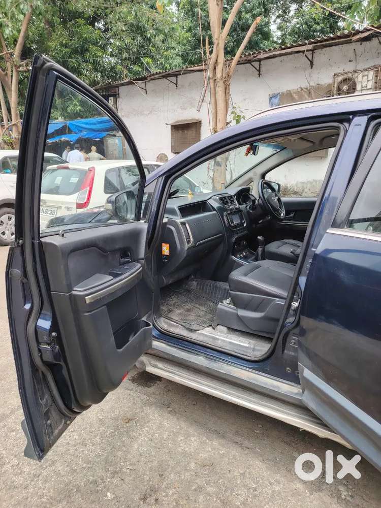 Tata Hexa 2.2 Xt 2019
