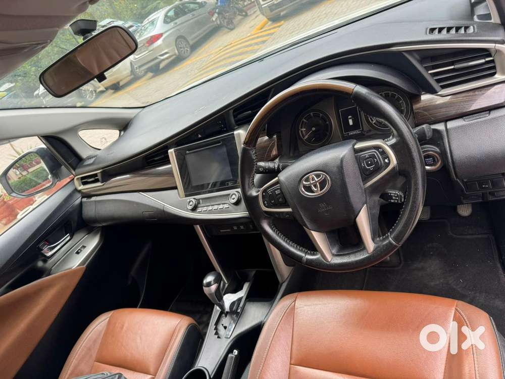 Toyota Innova Crysta 2.8z Automatic, 2018, Diesel