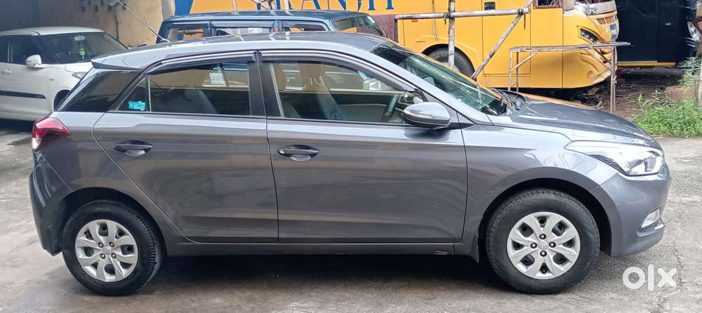 Hyundai Elite I20 [ ] 1.2 Sportz, 2018, Petrol