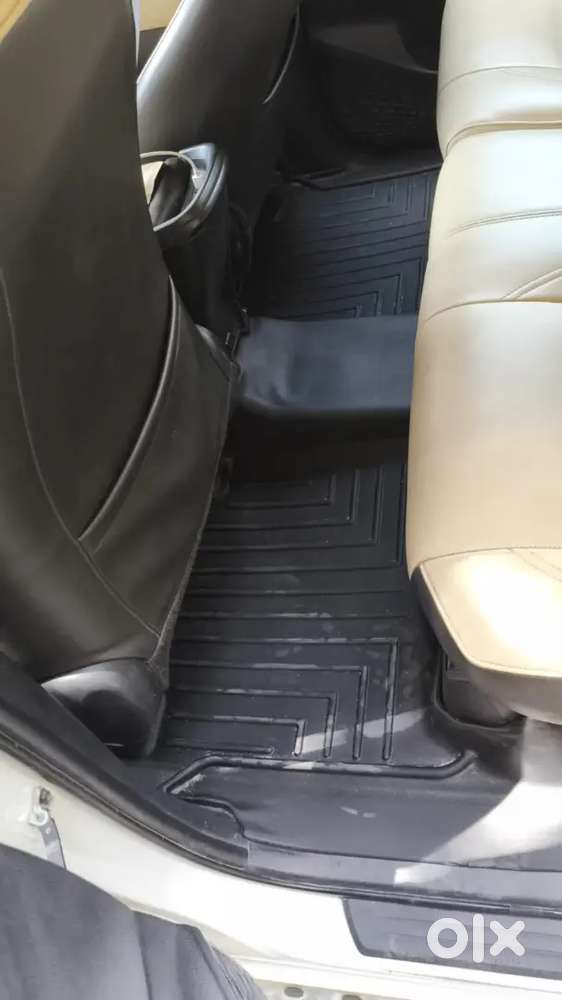 Toyota Innova Crysta 2022 Diesel 270000 Km Driven
