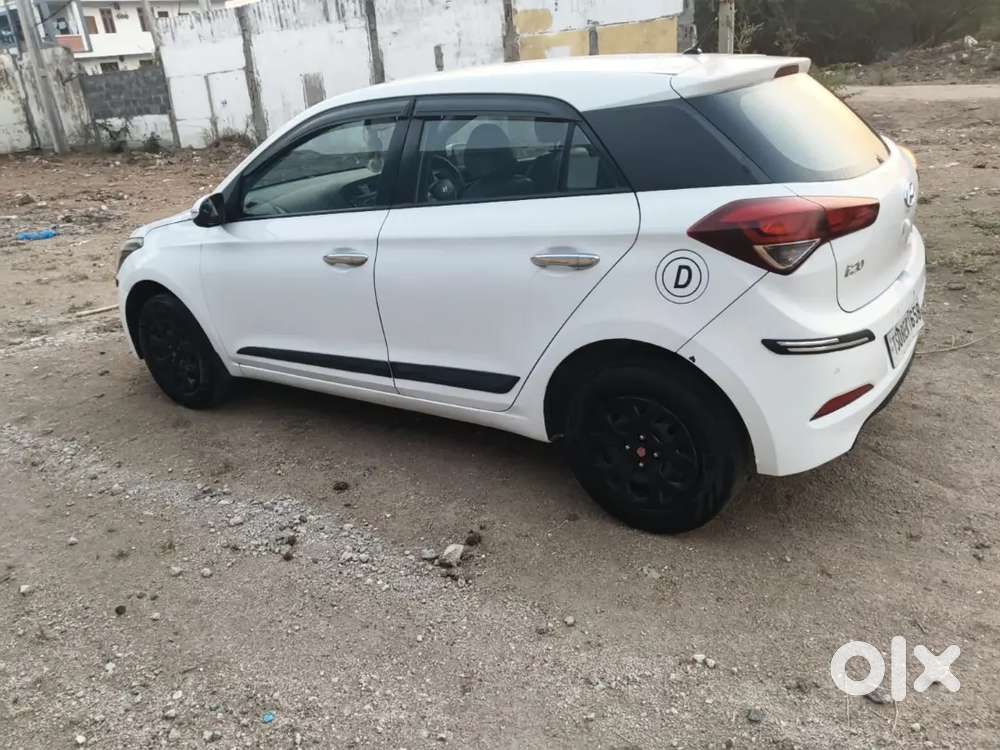 Hyundai I20 2015 Diesel 110000 Km Driven