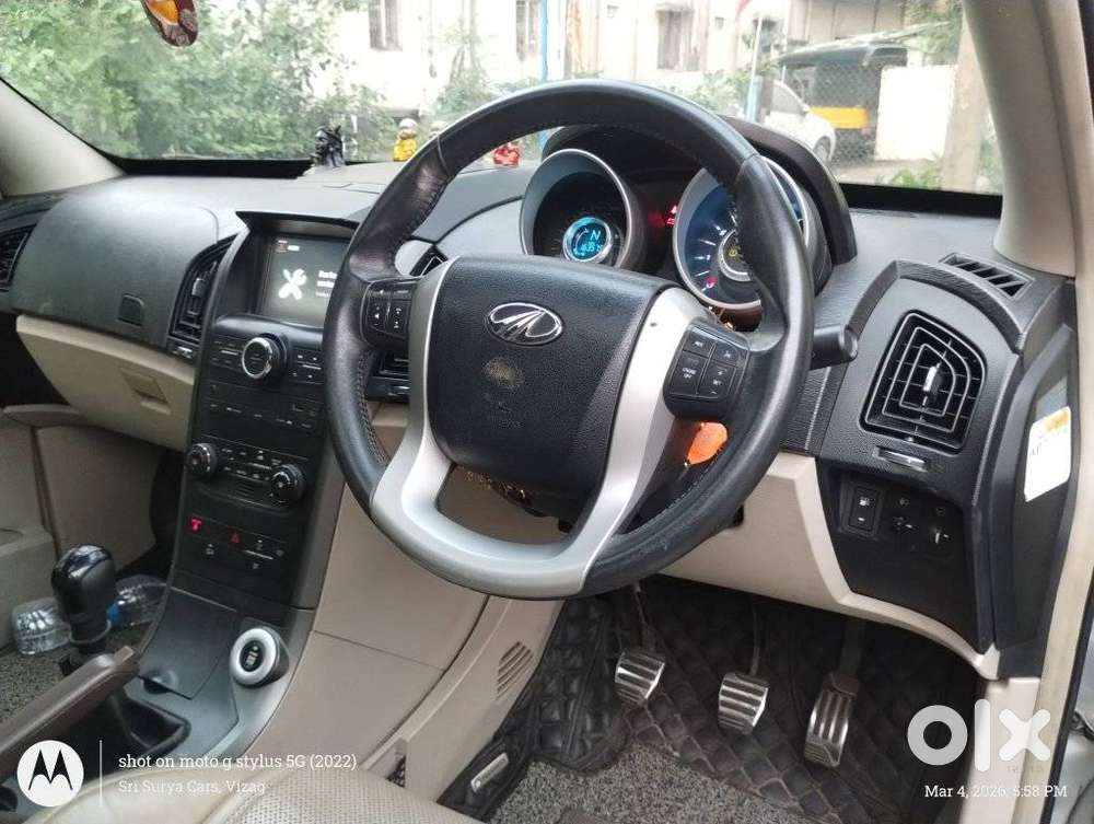 Mahindra Xuv500 2.2 W10, 2016, Diesel