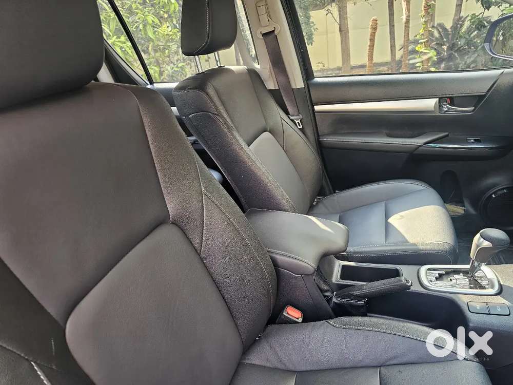 Toyota Hilux 2025 Diesel 2300 Km Driven