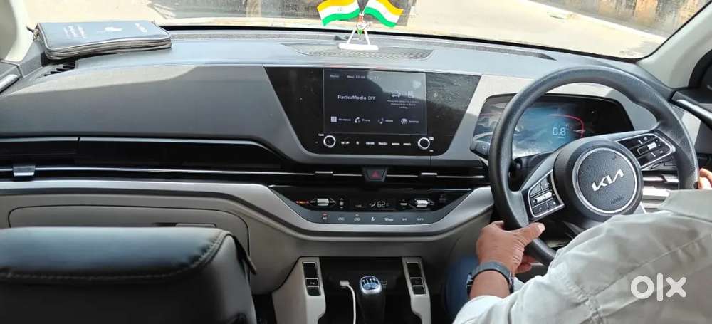 Kia Carens 2024 Petrol Good Condition