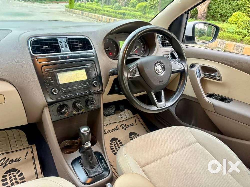 Skoda Rapid 1.6 Mpi At Ambition Plus, 2014, Petrol