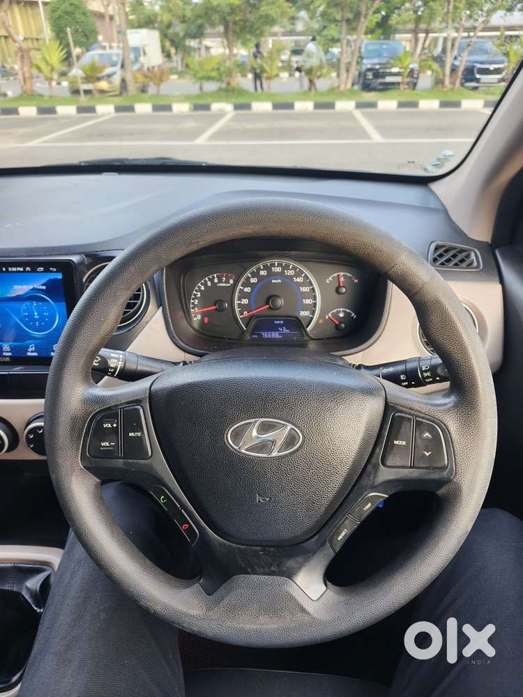 Hyundai Grand I10 Sportz Edition, 2016, Petrol