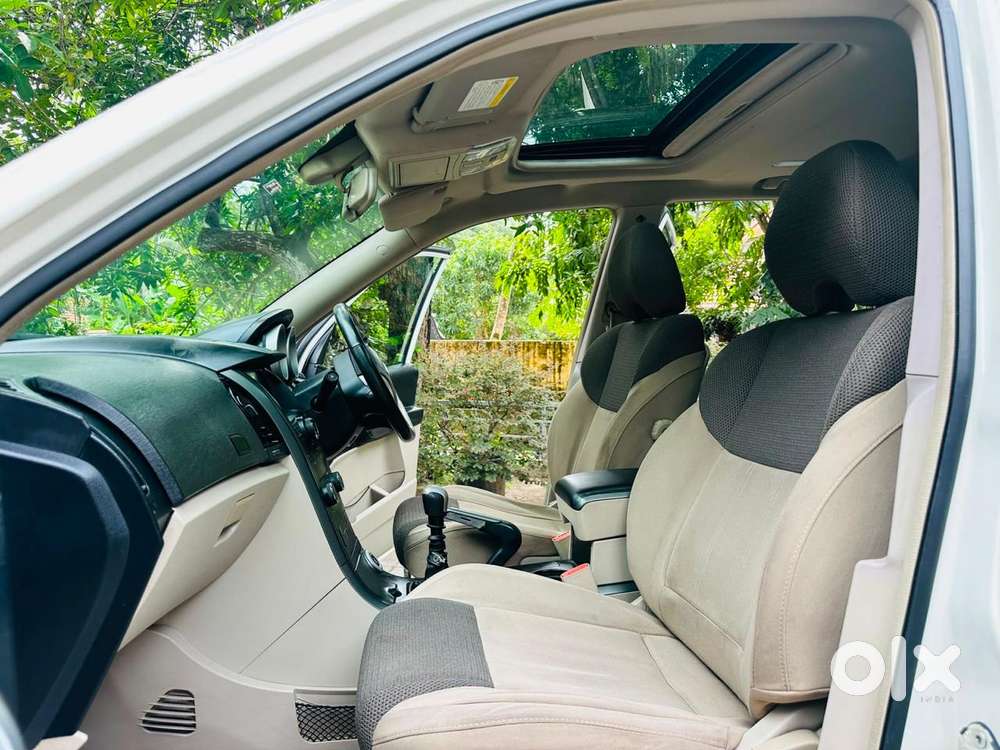 Mahindra Xuv500 W9 1.99, 2018, Diesel
