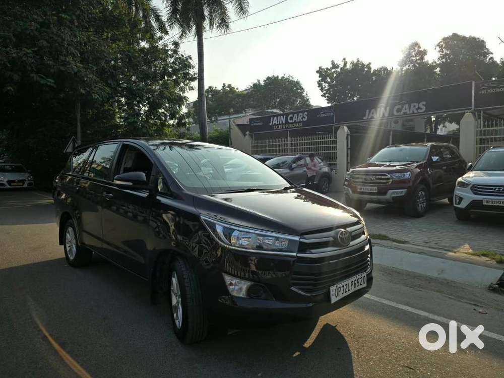 Toyota Innova Crysta