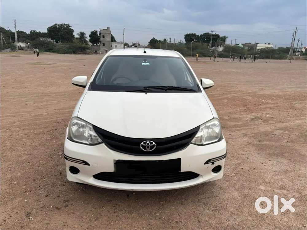 Toyota Etios Liva 2012