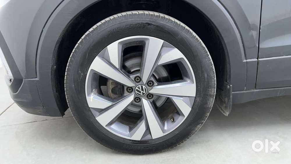 Volkswagen Taigun Topline 1.0 Tsi At (electric Seats), 2021, Petrol