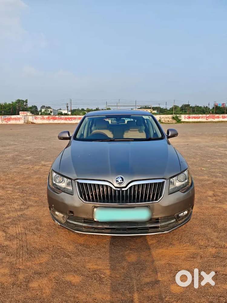 Skoda Superb 2014 Diesel Well Maintained